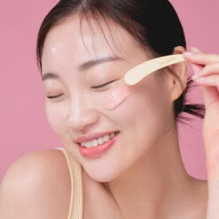 Beet Purifying Mask 30g -Wishtrend Comestics Store Beet Purifying Mask thumbnail 04 concept3 52f7f530 6a56 4120 874f 245190084253