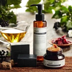 Gentle Black Deep Cleansing Oil -Wishtrend Comestics Store Gentle Black Deep Cleansing Oil thumbnail 04 concept3