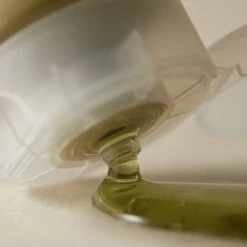 Mugwort Gel Cleanser 30ml -Wishtrend Comestics Store Mugwort Gel Cleanser thumbnail 04 concept2