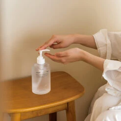 Daily Comfort Hand Sanitizer Gel -Wishtrend Comestics Store New Klairs Sanitizer thumbnail 04 concept 01