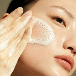 Dear Klairs Holiday Box -Wishtrend Comestics Store gentle black facial cleanser thumbnail 04 concept5 1